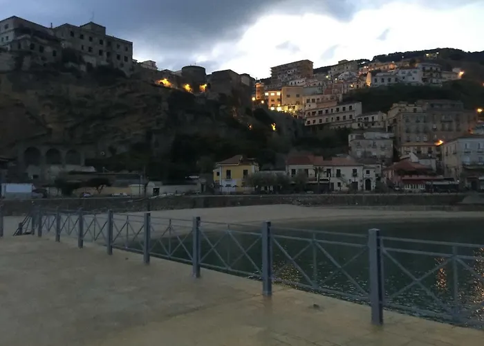 Club By Maralp 皮佐